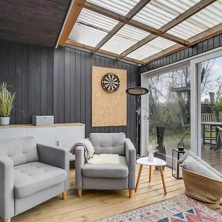 2 Bedroom Lovely In Feriehus Hemmet