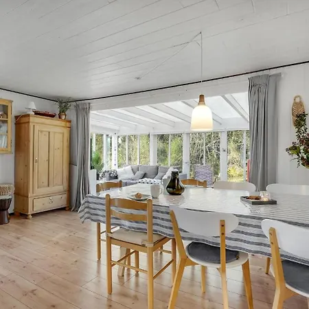Дом отдыха 2 Bedroom Lovely In Хеммет