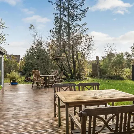 2 Bedroom Lovely In Holiday home Hemmet